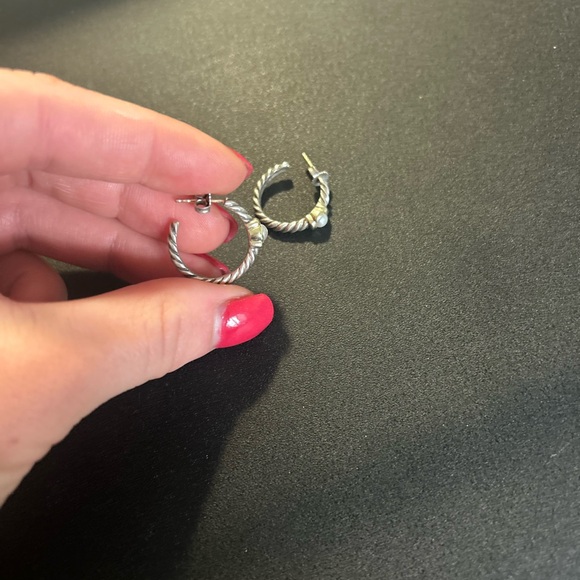 David Yurman Silver Gold Pearl Hoop Earrings - Picture 4 of 9